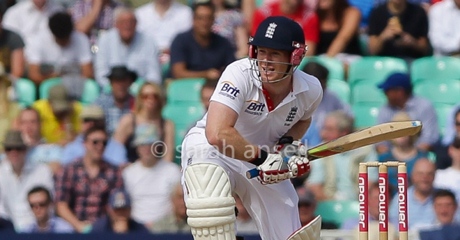 Eoin Morgan plays an unmental shot