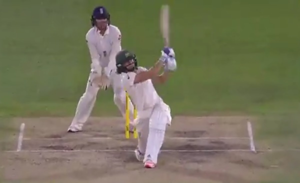 Ellyse Perry (via Cricket Australia)